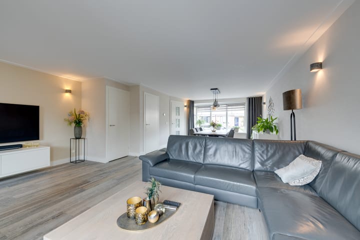 Tussenwoning te koop: Boezelgracht 108, Volendam