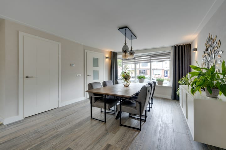 Tussenwoning te koop: Boezelgracht 108, Volendam