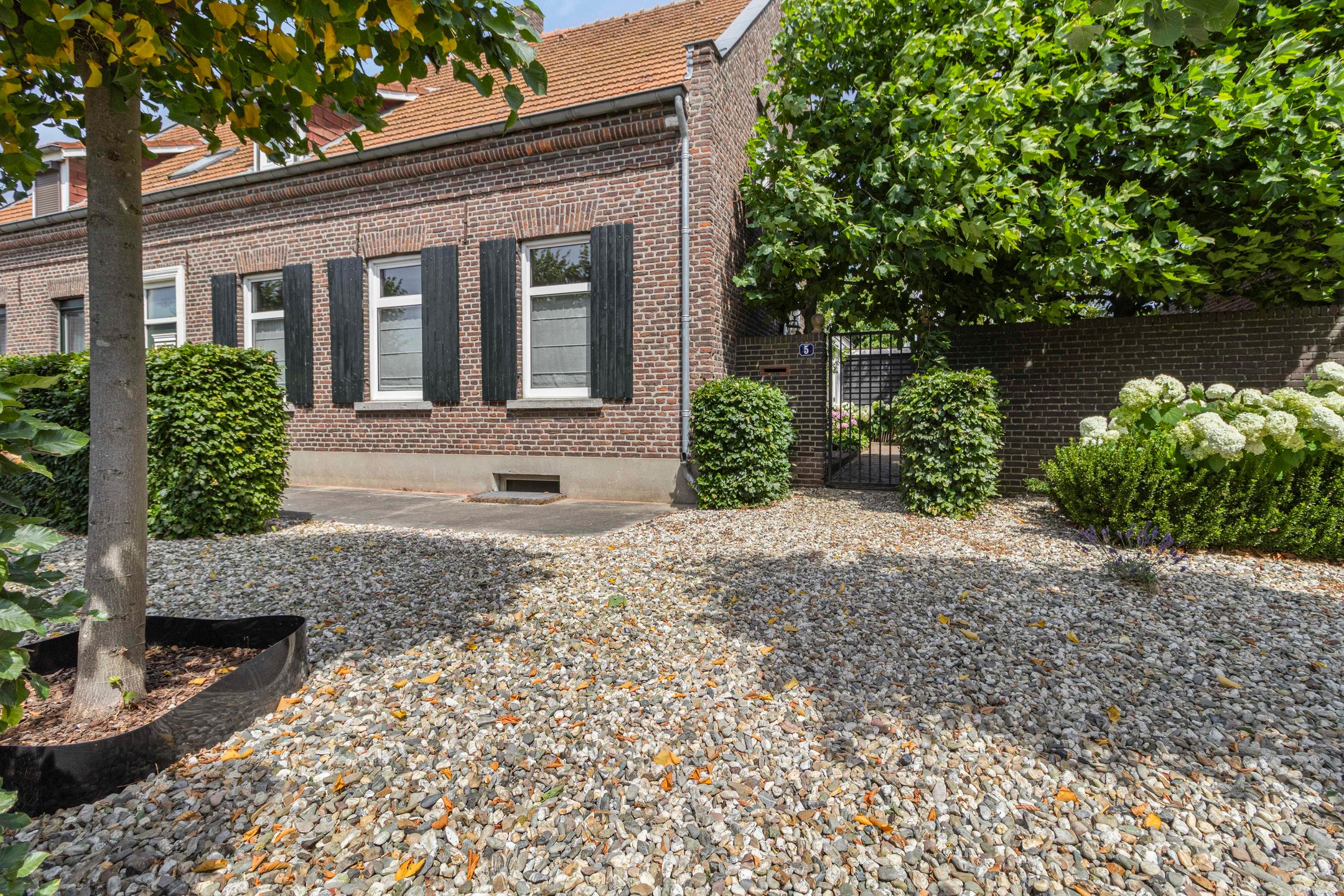 Photo 45 of Brugstraat 5