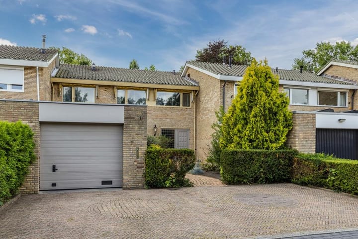 Tussenwoning te koop: Koningin Wilhelminalaan 7, Rijnsburg