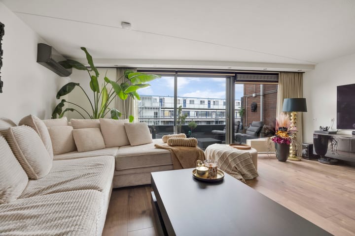 Appartement te koop: Mesdaglaan 191, Maassluis