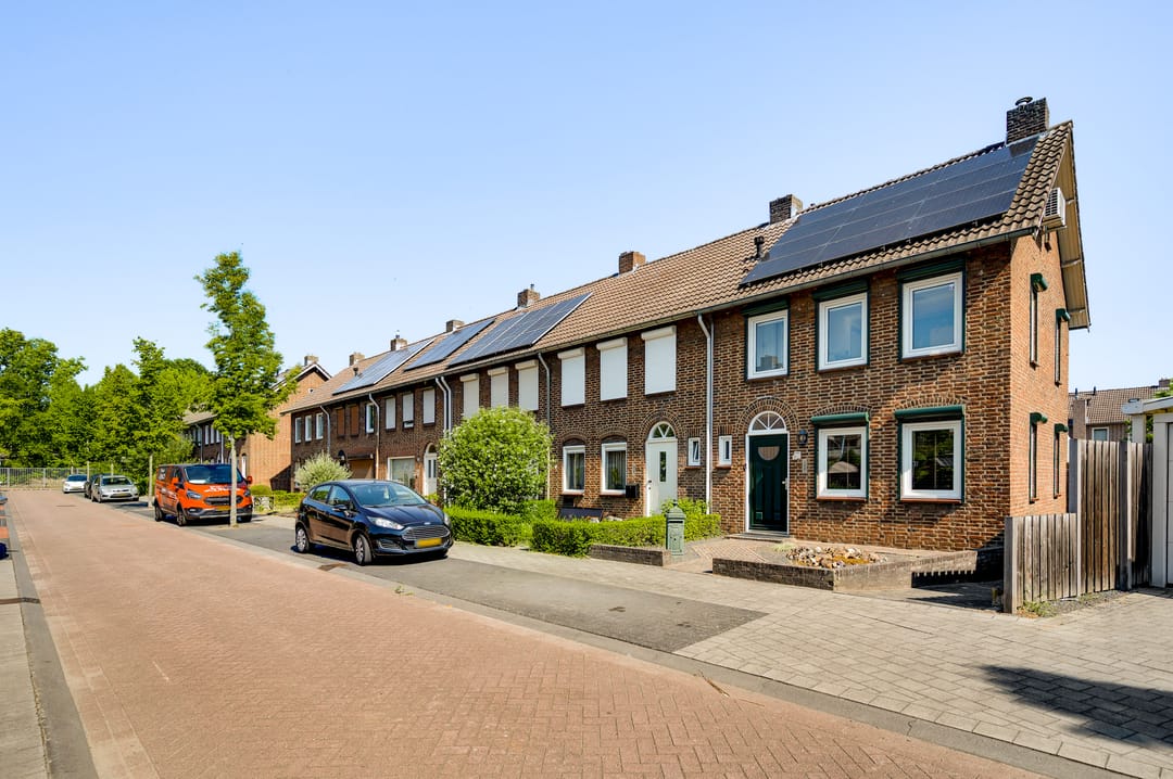 Photo 37 of Beukenlaan 2
