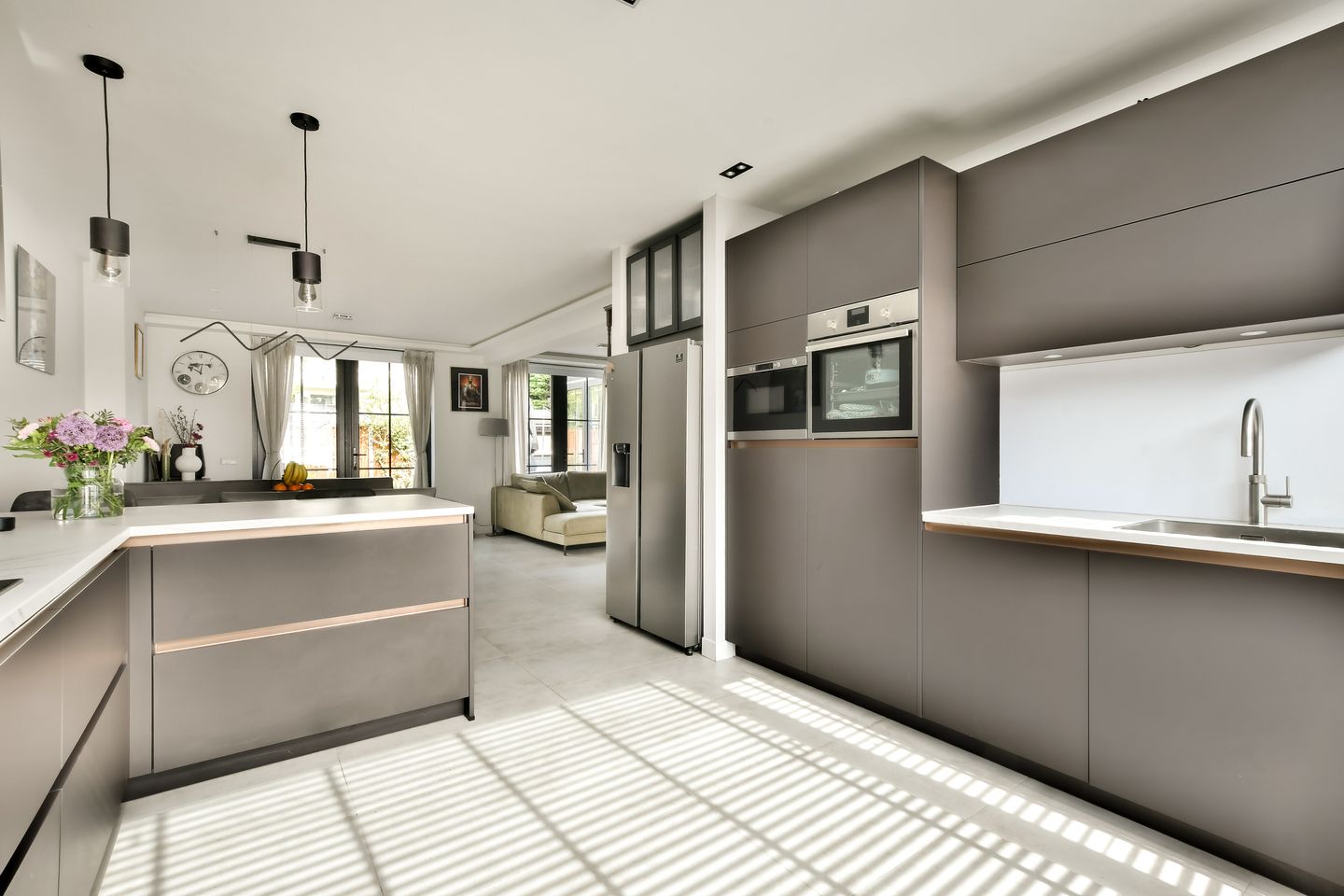 Foto 4 van Thomas à Kempislaan 15