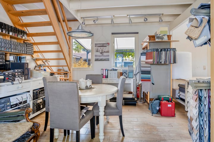 Vrijstaande woning te koop: Provincialeweg 11, Sint-Maartensdijk