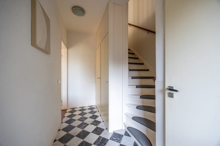 Hoekwoning te koop: Jhr. van Sypesteynlaan 38, Loosdrecht