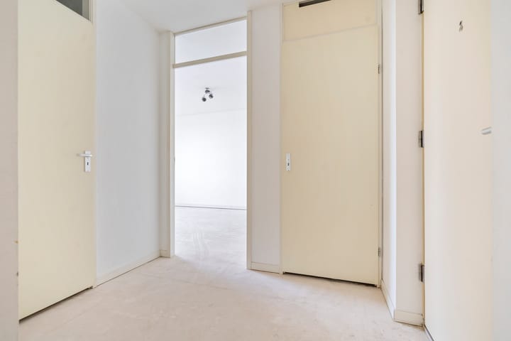 Appartement te koop: Antje Breijerstraat 255, Hoofddorp
