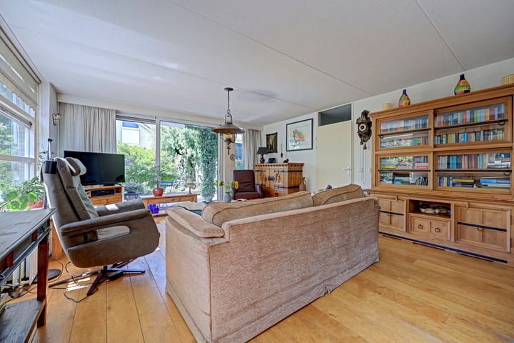 Vrijstaande woning te koop: Vier Heultjes 64, Sprang-Capelle