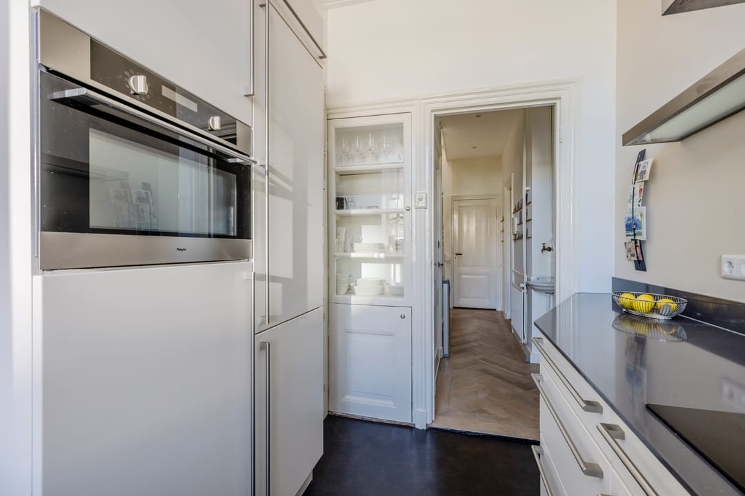 Photo 32 of Dirk Hoogenraadstraat 158