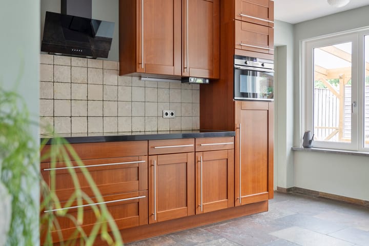 Tussenwoning te koop: Anemonelaan 8, Waalre