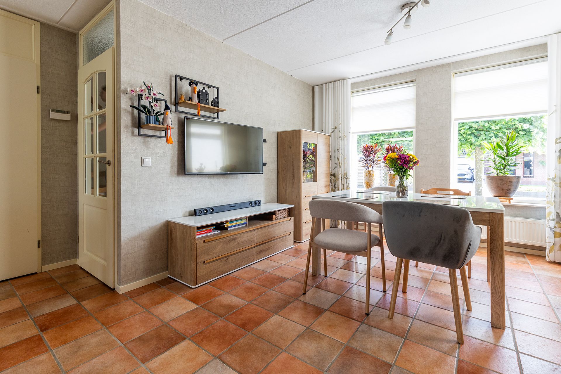 Photo 15 of Refter 53