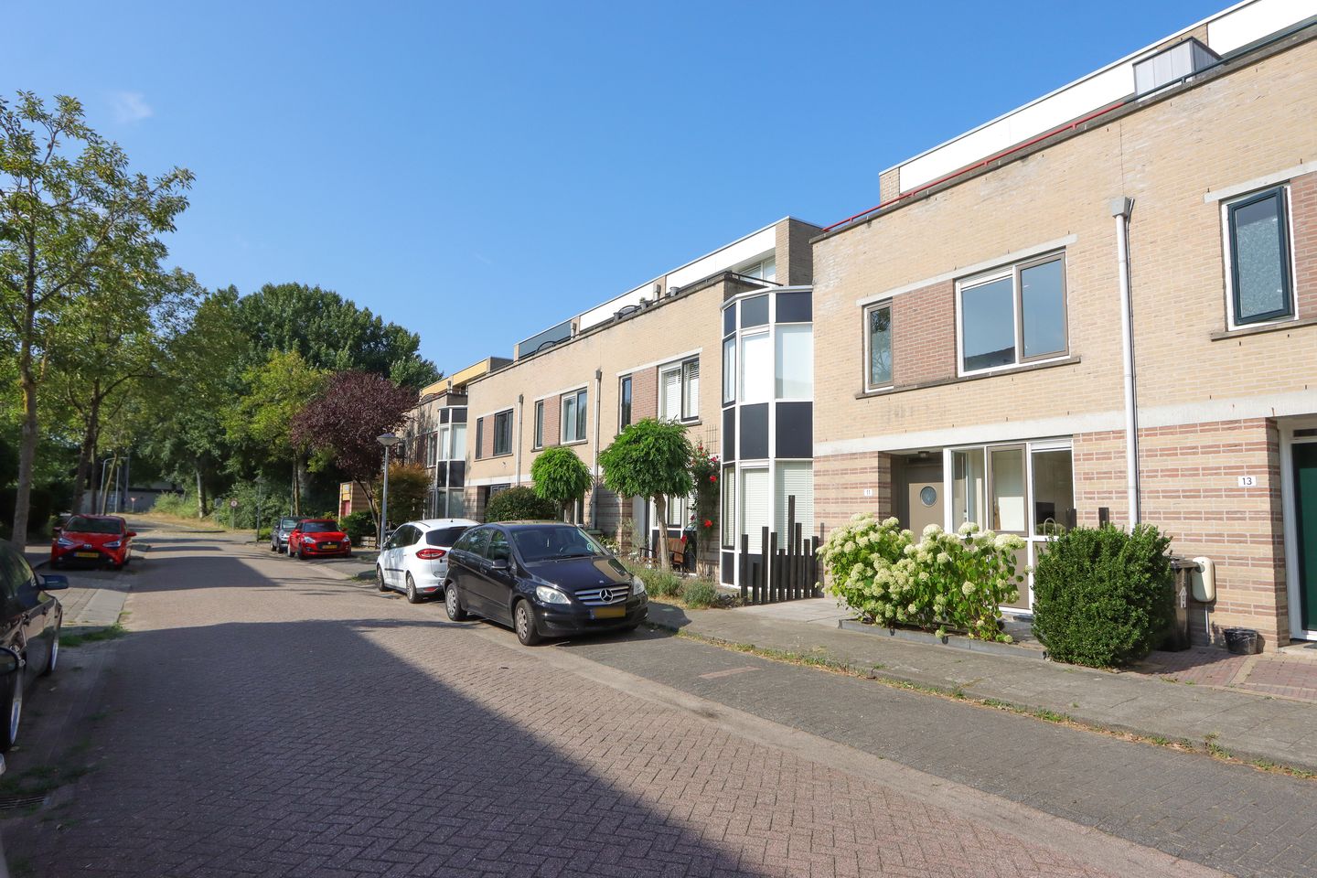 Foto 4 van Beatlesweg 11
