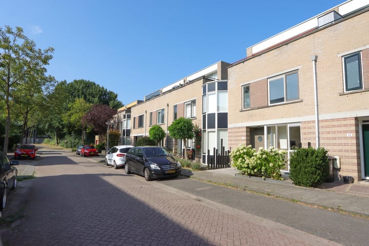 Foto 4 van Beatlesweg 11