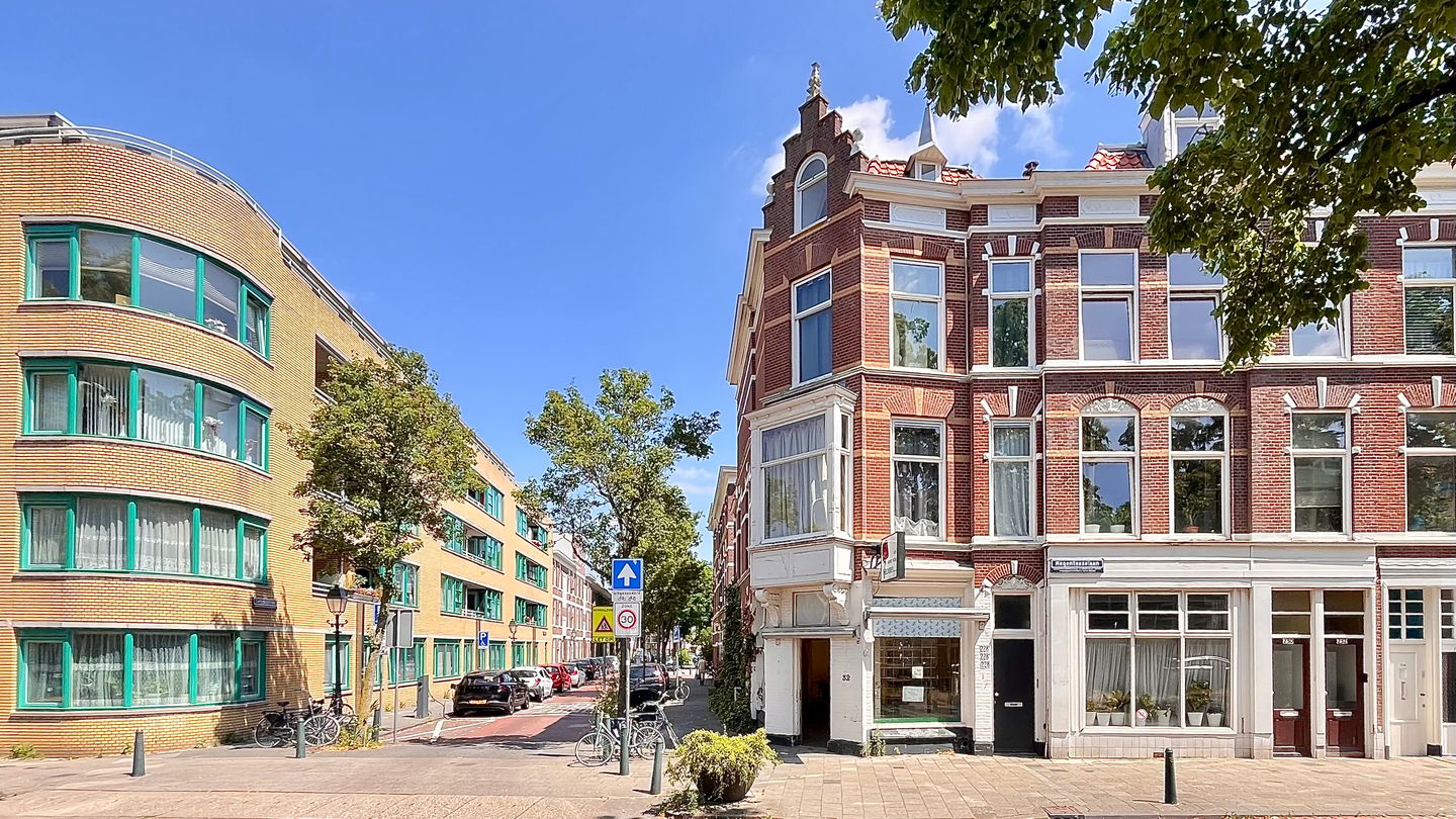 Bekijk foto 1 van Cartesiusstraat 32