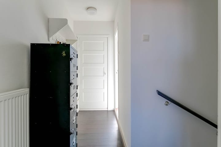 Tussenwoning te koop: Tienenwal 16A, Alkmaar