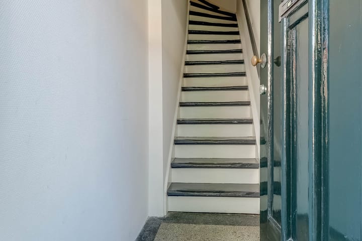 Tussenwoning te koop: Tienenwal 16A, Alkmaar