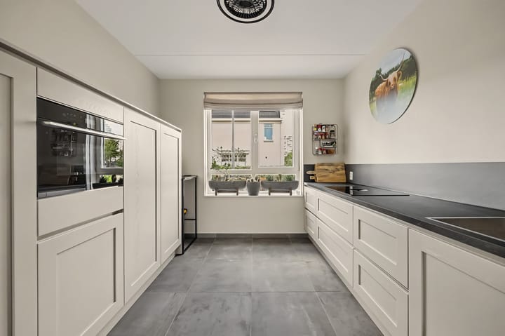 Hoekwoning te koop: Schoener 24, Spijkenisse