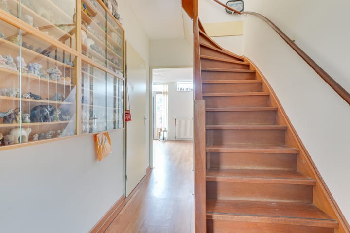 Tussenwoning te koop: Jan Schuijtlaan 9, Heiloo