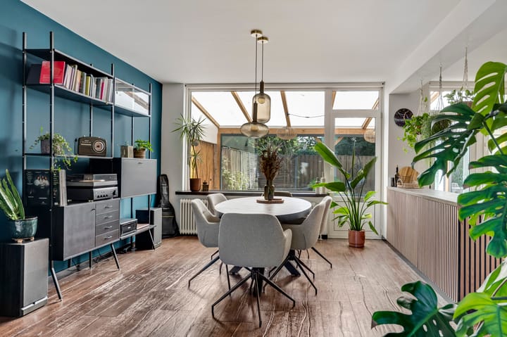 Twee-onder-één-kap te koop: Fokkerstraat 62, Roermond