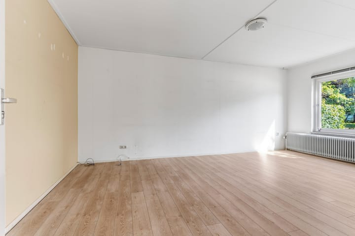 Hoekwoning te koop: Admiraal Helfrichlaan 56, Dieren
