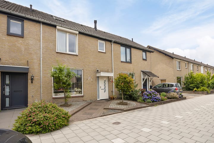Tussenwoning te koop: Beatrixstraat 7, Sint-Oedenrode
