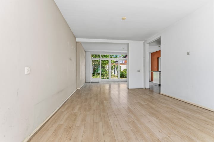 Hoekwoning te koop: Admiraal Helfrichlaan 56, Dieren