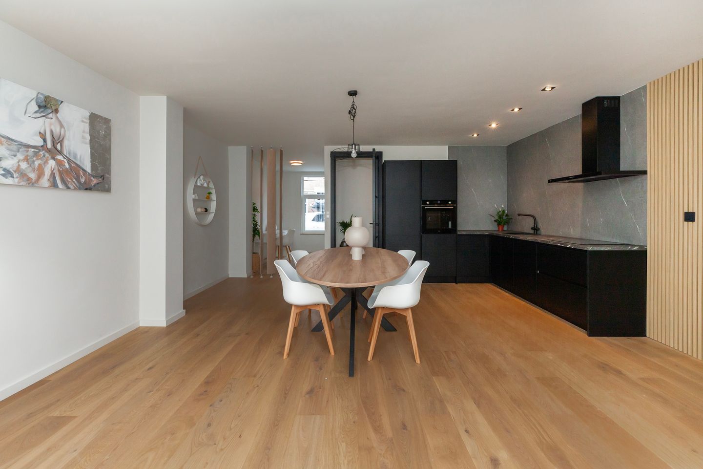 Photo 19 of Rhododendronstraat 48