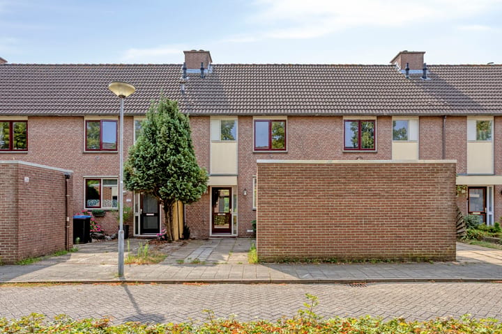 Tussenwoning te koop: Eendrachtspolder 28, 'S-Hertogenbosch