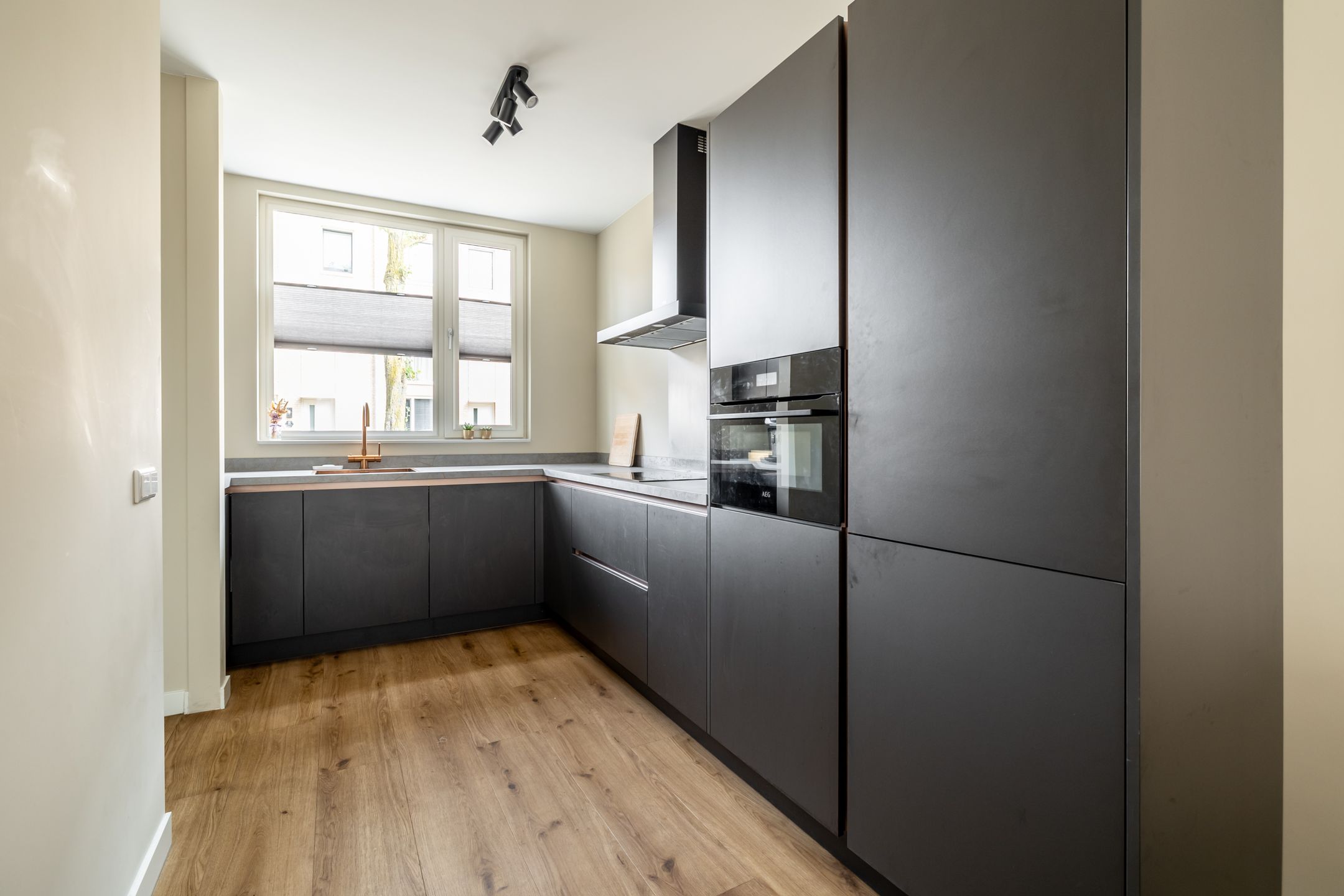 Photo 9 of Hudsonstraat 28