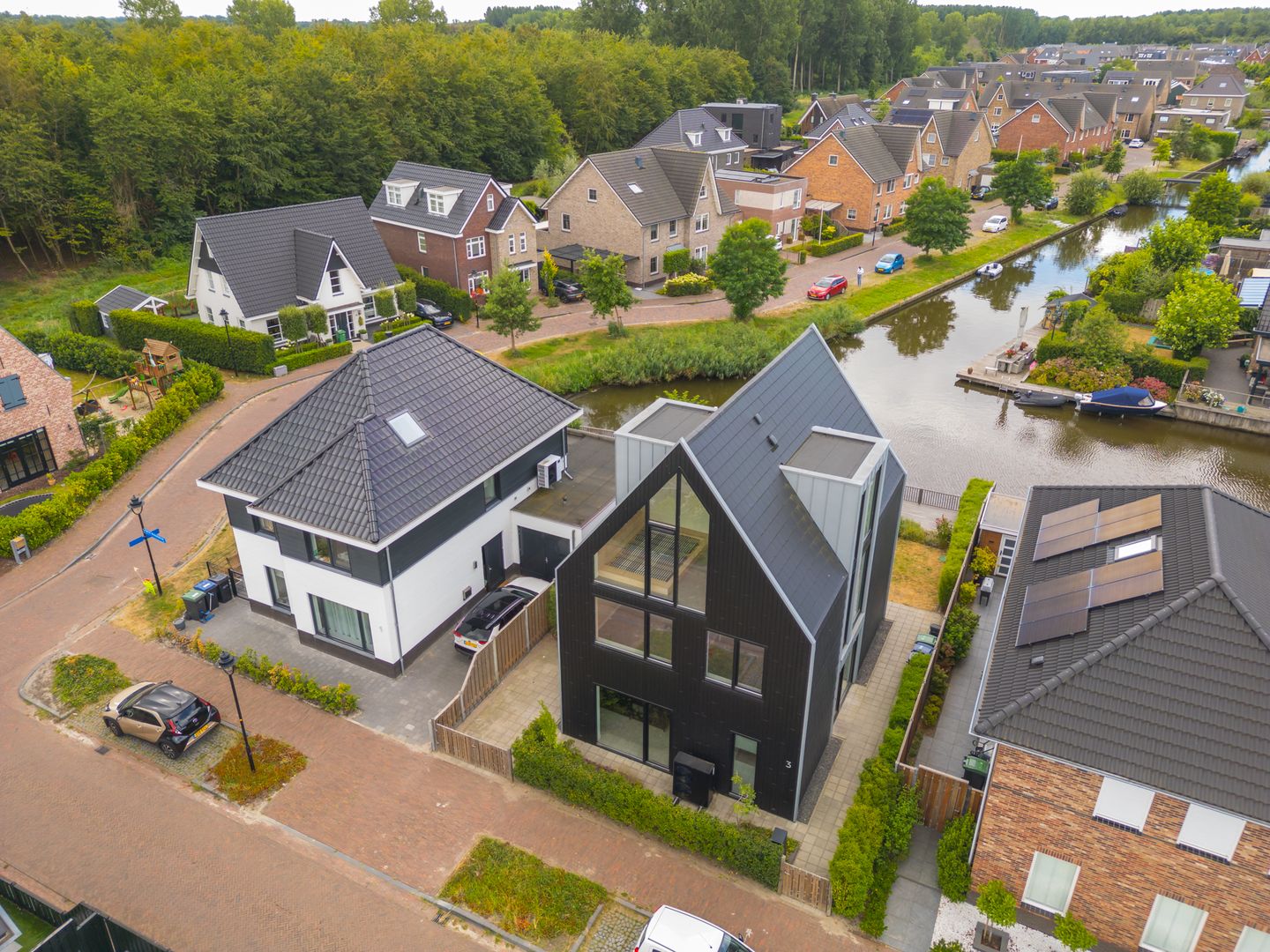 Foto 4 van Patrick Blackettstraat 3