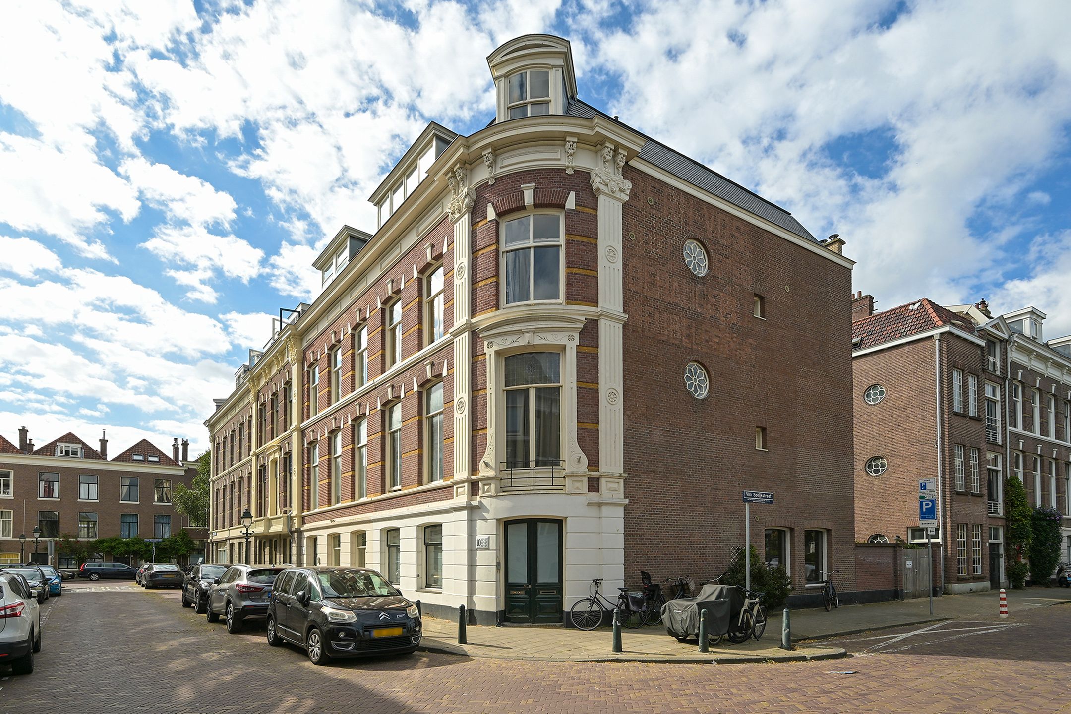 Van de Spiegelstraat 8-D 8 D