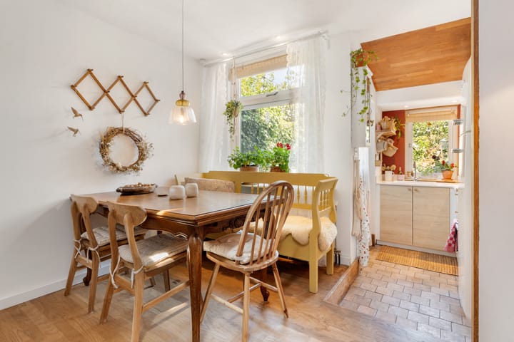 Tussenwoning te koop: Bavelselaan 43, Breda