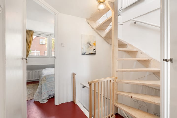 Tussenwoning te koop: Bavelselaan 43, Breda