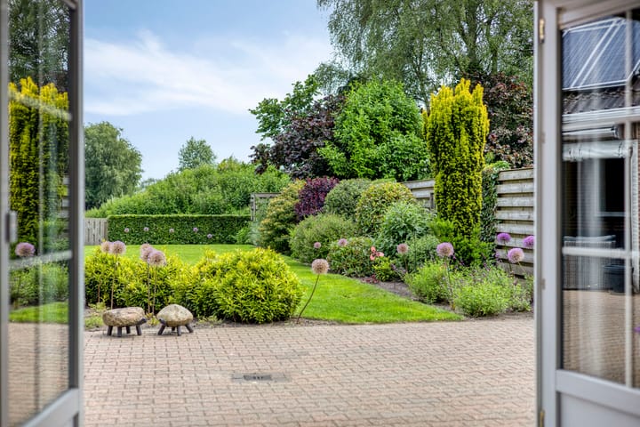 Vrijstaande woning te koop: Kerkenweg 46, Weiteveen