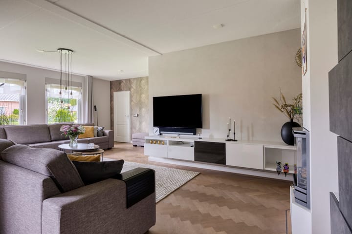 Vrijstaande woning te koop: Kerkenweg 46, Weiteveen