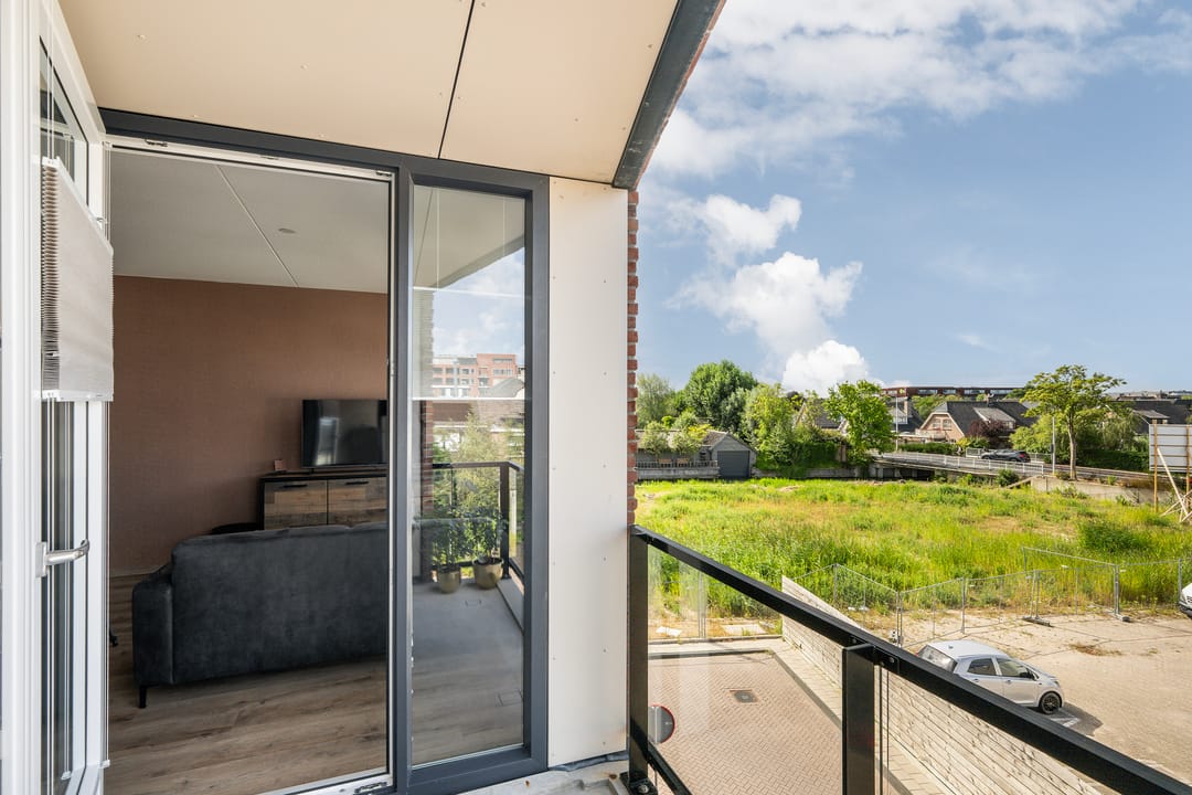 Photo 8 of Zuidbrug 38