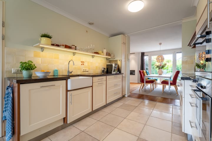 Tussenwoning te koop: Mostheuvelstraat 63, Tilburg