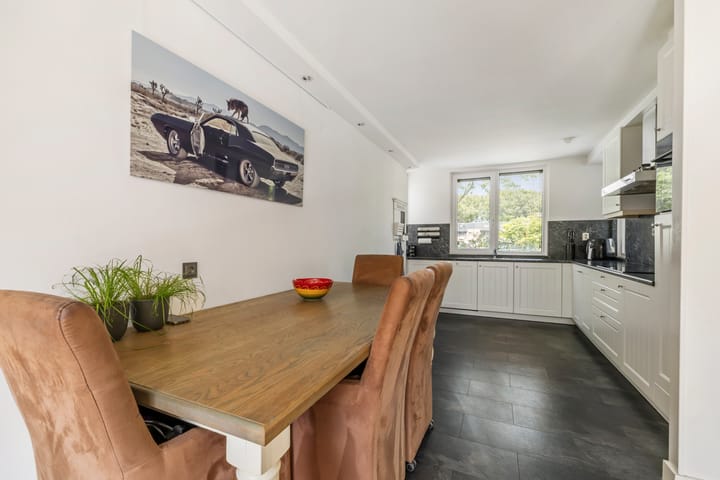 Hoekwoning te koop: Couperusweg 50, Almere
