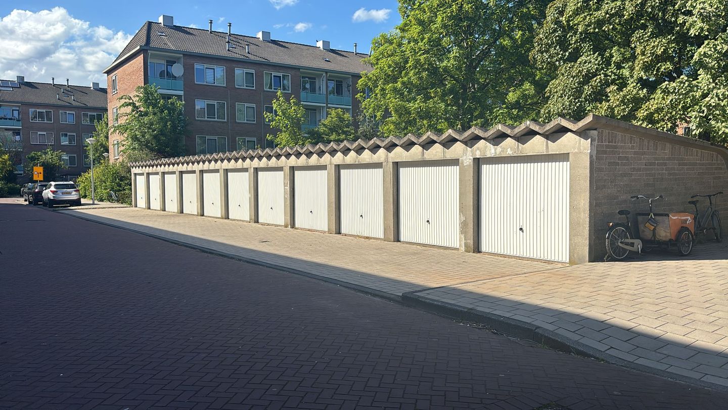 Bekijk foto 4 van De Egmondenstraat 183