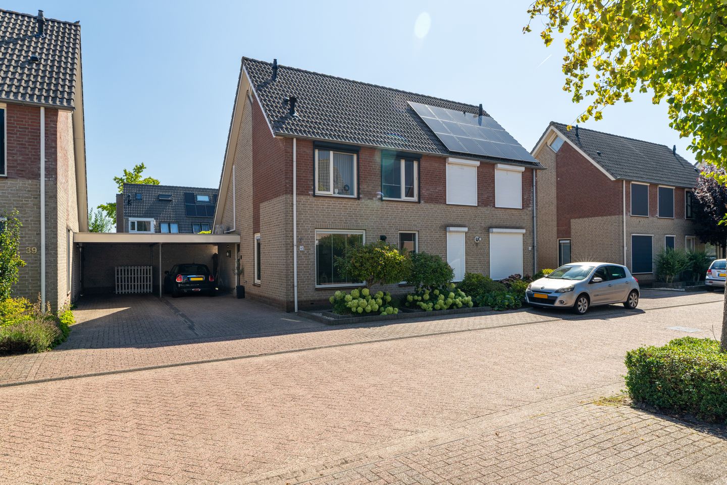 Foto 1 van Vroonhoeve 41