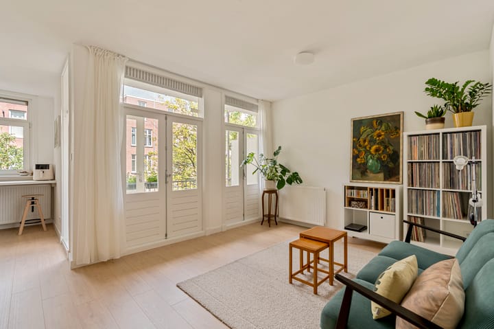 Photo 2 of Cornelis Trooststraat 39-2