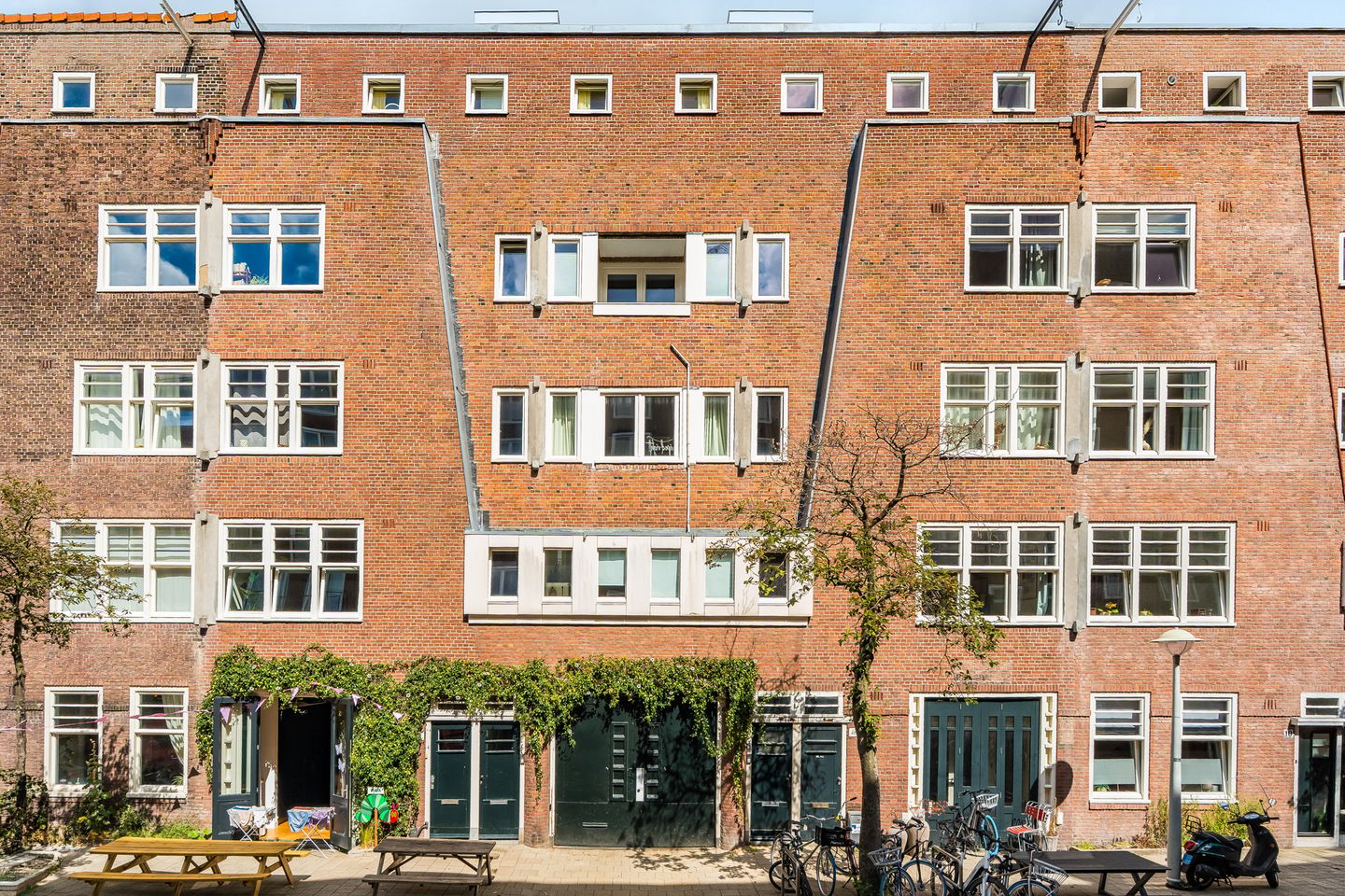 Photo 25 of Lodewijk Boisotstraat 12-4