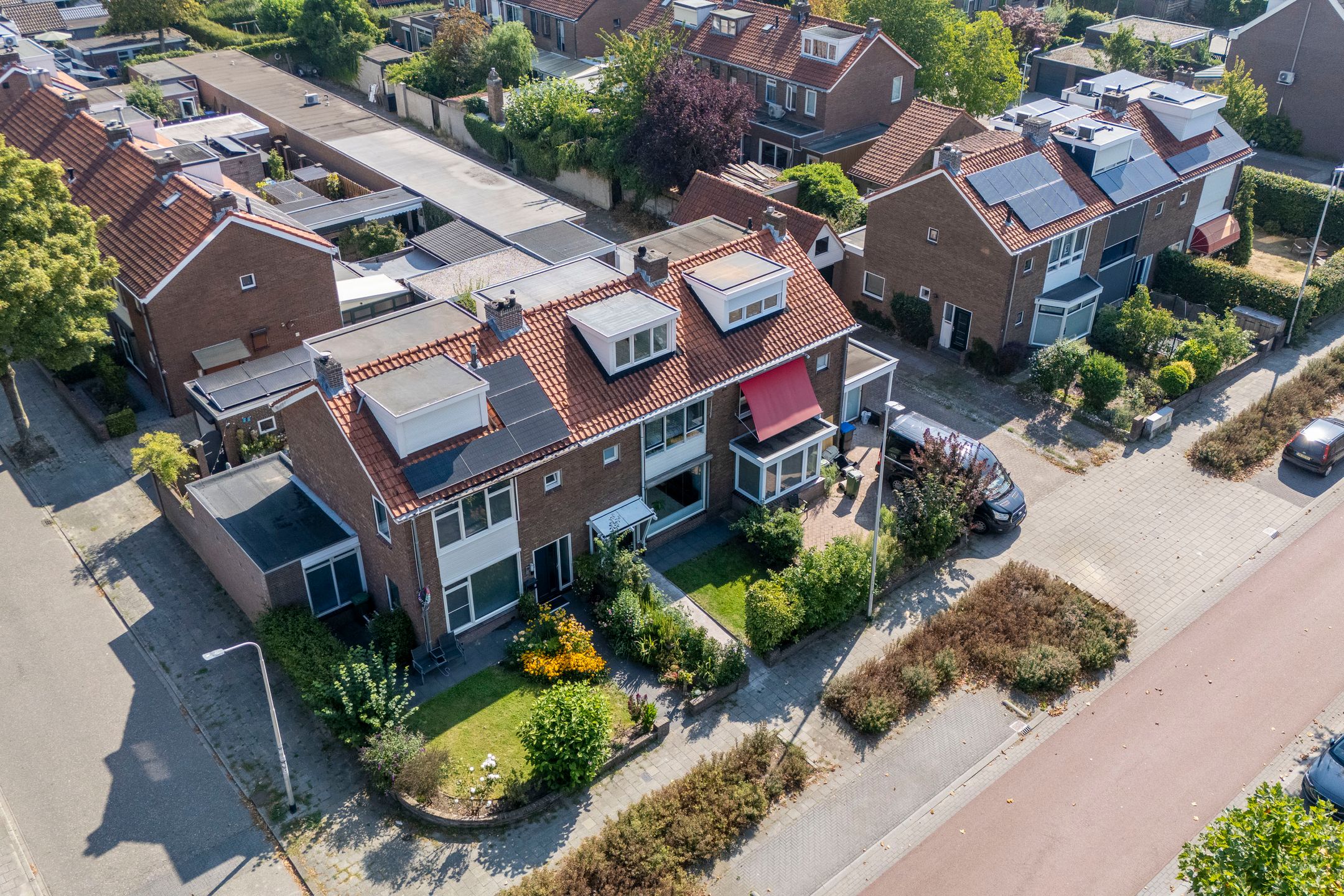 Foto 45 van Dennenstraat 22