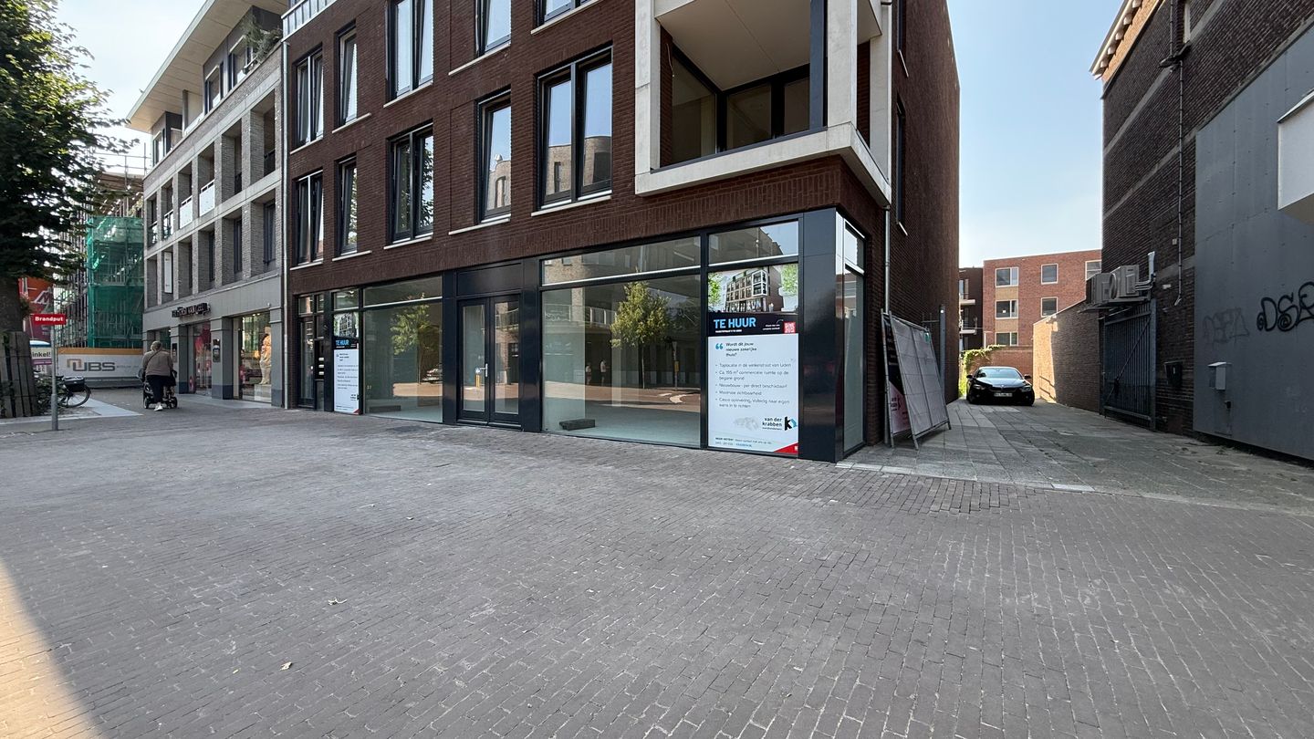 View photo 2 of Marktstraat 5