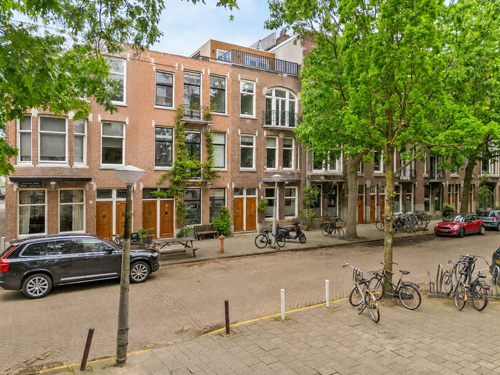 Photo 2 of Zacharias Jansestraat 58