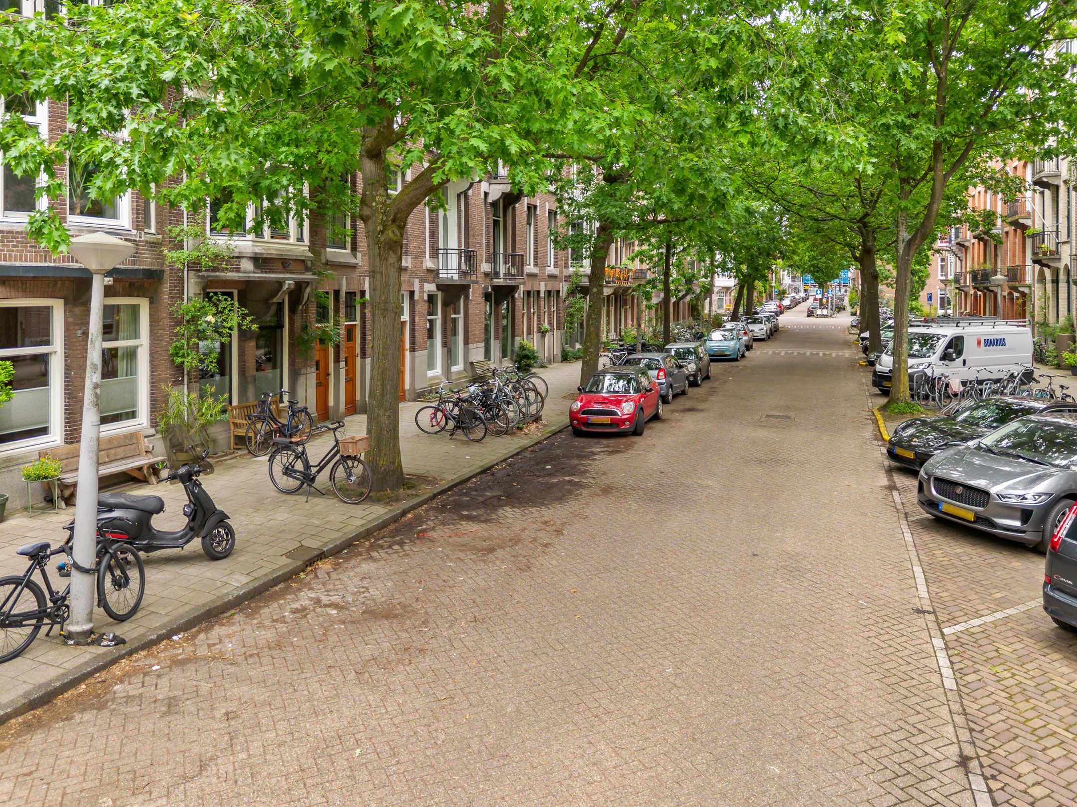 Photo 3 of Zacharias Jansestraat 58
