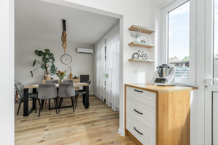 Tussenwoning te koop: Nichtenhofstraat 19, Nieuwaal