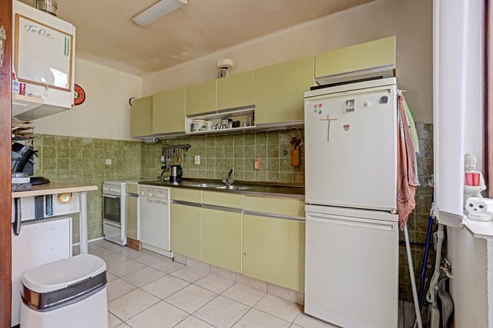 Tussenwoning te koop: Kraaiheide 8, Rotterdam