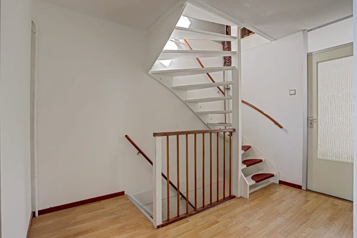 Tussenwoning te koop: Kraaiheide 8, Rotterdam
