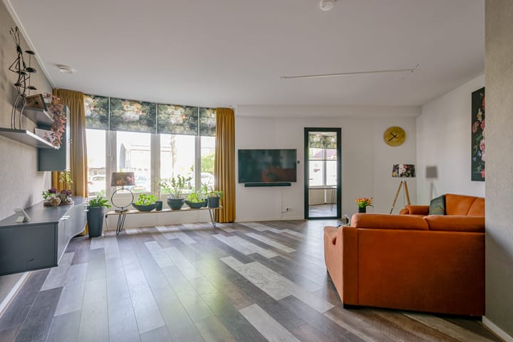 Foto 4 van Uiverstraat 2-B