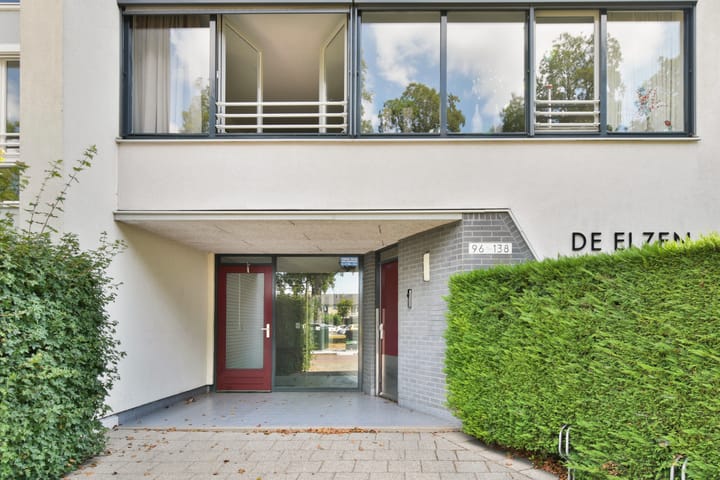 Appartement te koop: Elzenlaan 124, Dordrecht